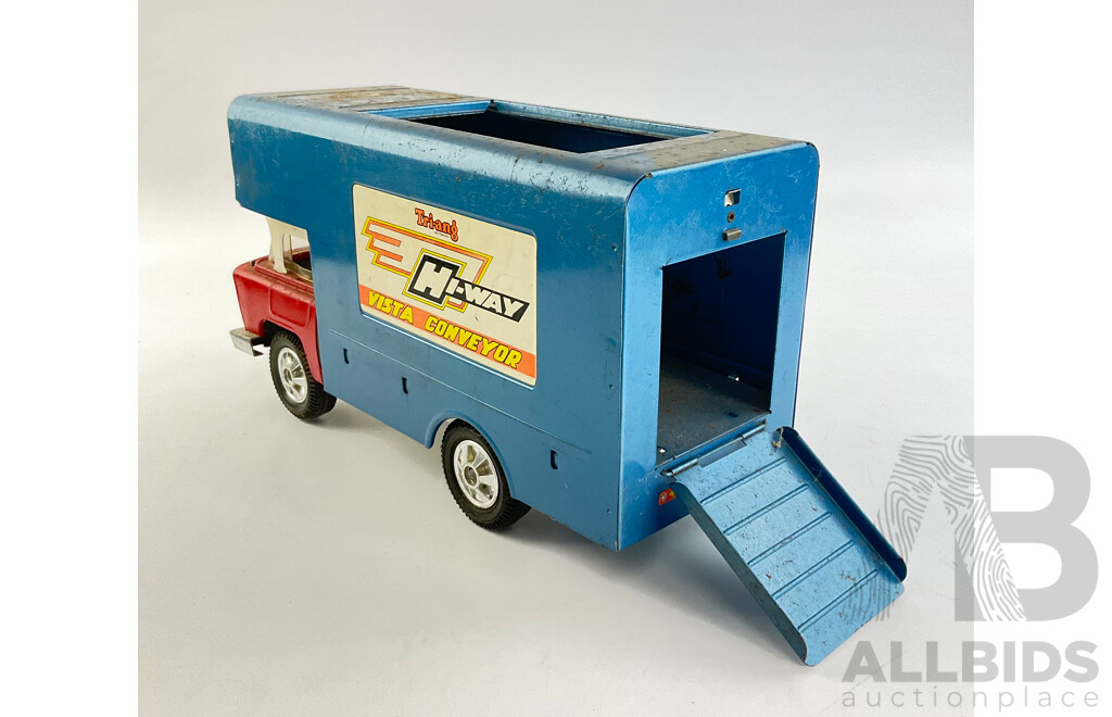 Vintage Tri-Ang Pressed Steel Toy Hi-Way Vista Conveyor Freight Truck