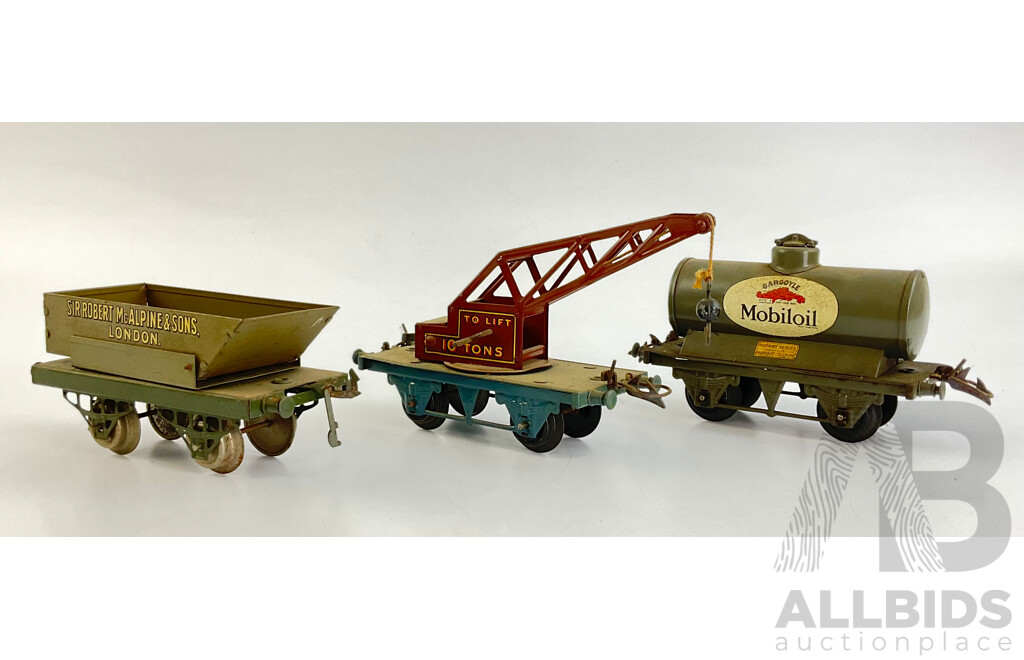 Vintage Hornby 'O' Gauge Rolling Stock Including Mobiloil, Ten Ton Crane and Rotary Tipper