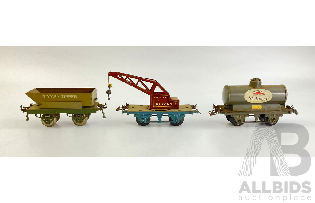 Vintage Hornby 'O' Gauge Rolling Stock Including Mobiloil, Ten Ton Crane and Rotary Tipper