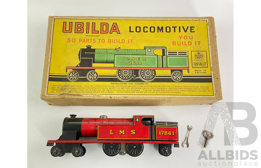Vintage Ubilda Clockwork Locomotive 17841 in Original Box, Made in Englnd