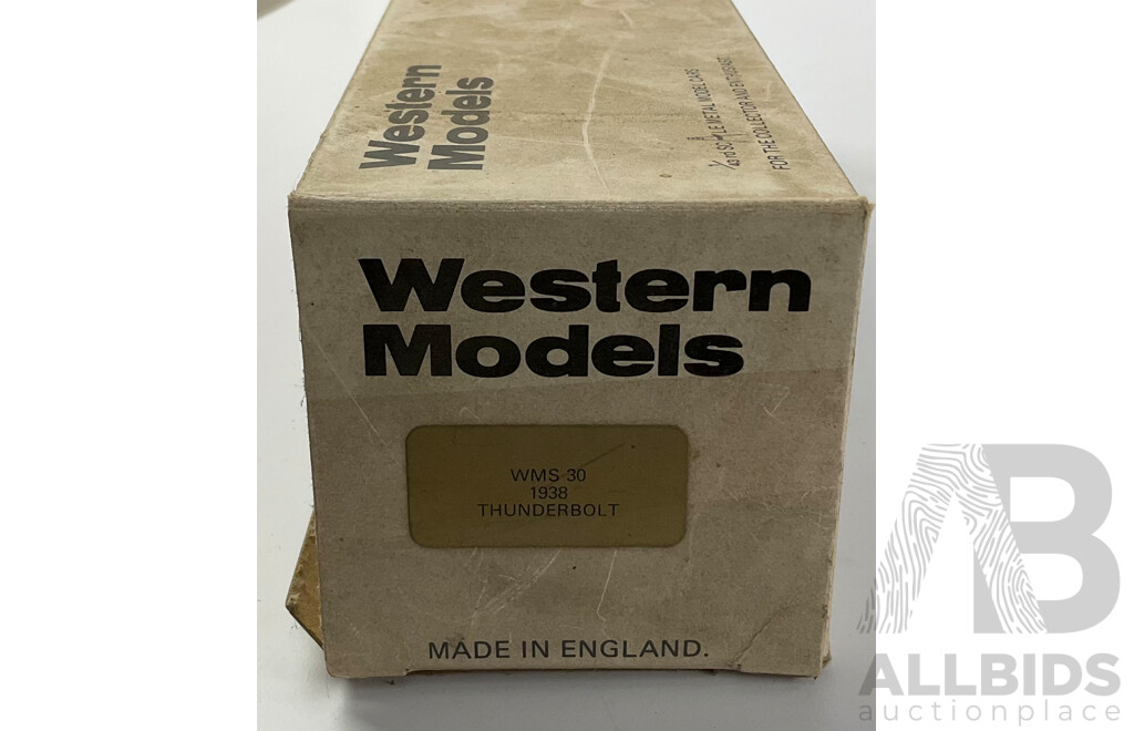 Six Vintage Western Models Boxes Including Model Numbers WMS - 25, 9, 23, 30, 17, WF4