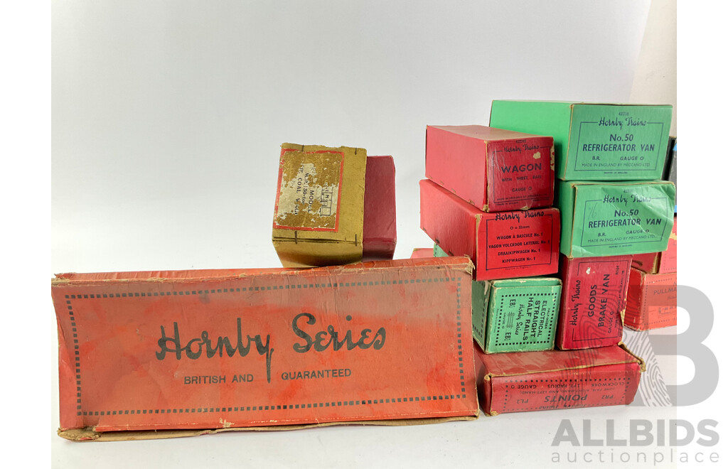 Thirteen Hornby O Gauge Model Railway Boxes