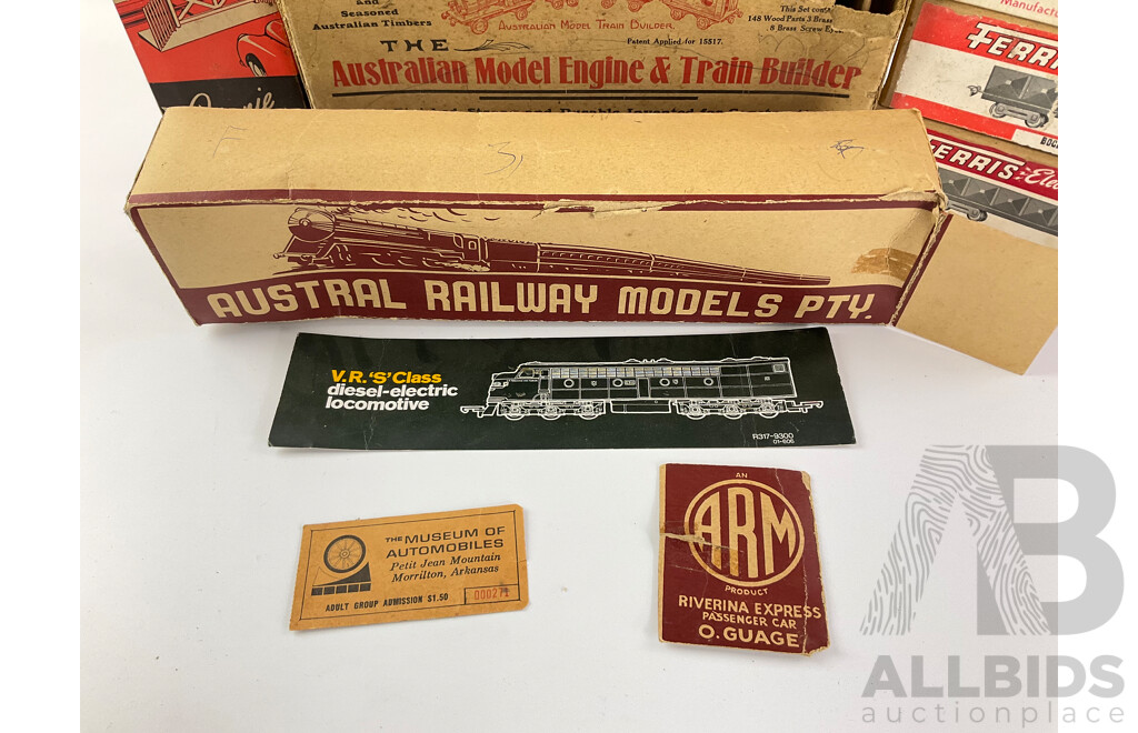 Collection of Australian O Gauge Model Railway Boxes Including B. Munro, Bonnie Toys, Austral Railway Models, Ferris, the Novelty Toy Works
