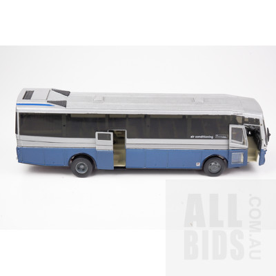 Vintage Old Cars Italy 1:40 Diecast Padane Modello ZX bus