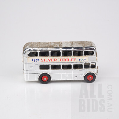 Vintage Cone Star England Diecast Small-Scale Double-Decker Bus and Vintage Thomas Tilling Diecast Small-Scale Double-Decker Bus (2)