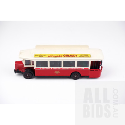 Vintage Solido France Small-Scale Metal and Plastic Renault TN6C 1934 Autobus