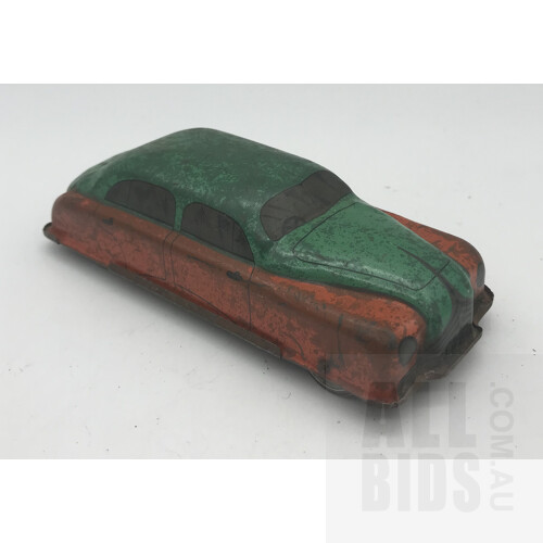 Vintage Tin Friction Powered Car - Wyn-Toy Australia - Red