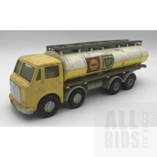 Vintage Spot-On 1/42 Scale Shell/BP Petrol Tanker - Made In Great Britain