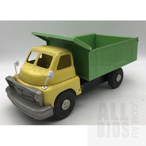 Vintage Hydraulic Dump Truck - Wyn Toy Australia - Green
