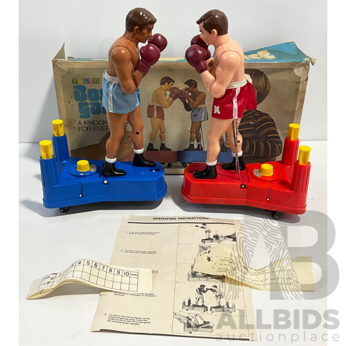 Vintage Tolstoys Boxing Game, Made in Australia