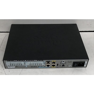 Cisco (CISCO1921/K9) 1900 Series Integrated Services Router