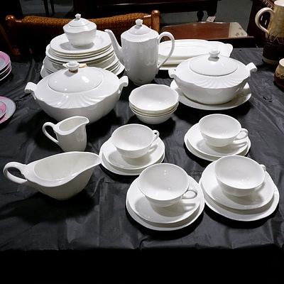 Villeroy and Boch Arco Weiss Classic Collection Part Dinner Set - 38 Pieces