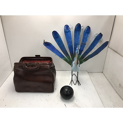 Hemslite Size 5 Lawn Bowl Set In Leather Bag With Peacock Garden Ornament