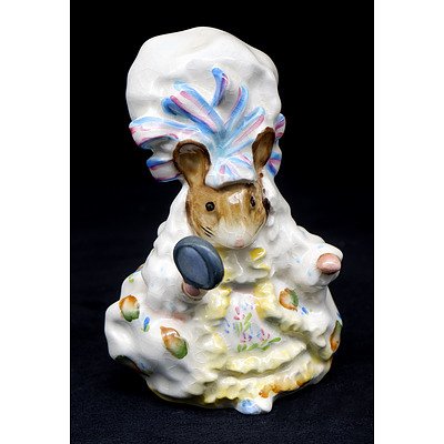 Beswick Beatrix Potter Figurine - Lady Mouse from Tailor of Gloucester 1951