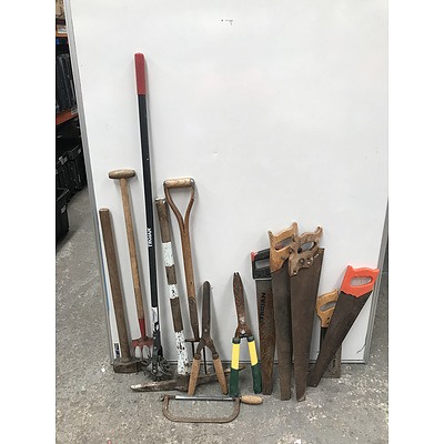Lot Of Assorted Garden Tools