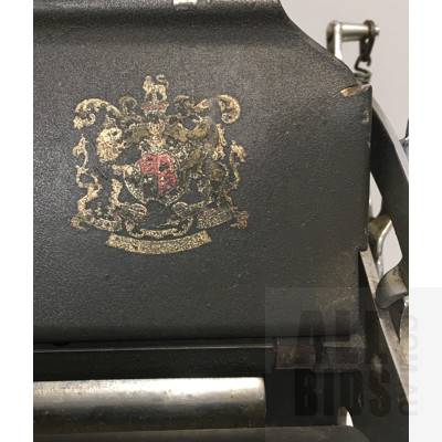 Vintage Imperial Manual Typewriter