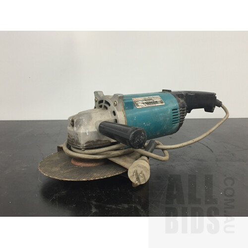Makita GA9000 230mm Disc Grinder