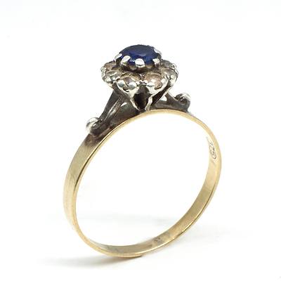 Antique 9ct Yellow and White Gold Ring, with Sapphire and Spinel