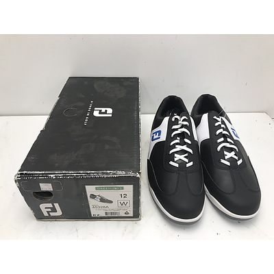 Foot Joy Mens Size 12 Golf Shoes