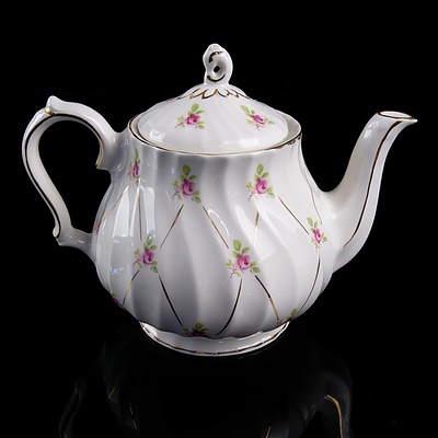 Vintage Sadler Porcelain Teapot (3632T)
