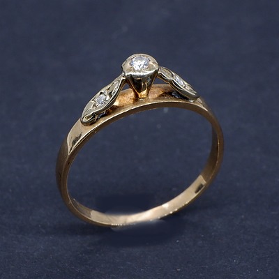 9ct Yellow Gold Diamonds Ring, 1.5g