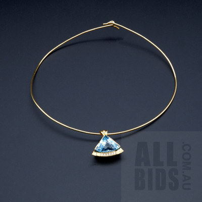 18ct Yellow Gold Natural Blue Topaz and RBC Diamond Pendant on 18ct Yellow Gold Rigid Necklace, 21.9g