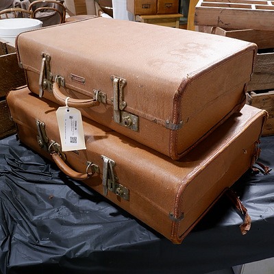 Graduated Set of Two Vintage Xpanda Suitcase