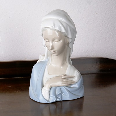 Lladro Figure of Mary