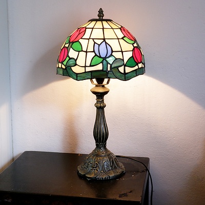 Tiffany Style Plastic Leadlight Table Lamp
