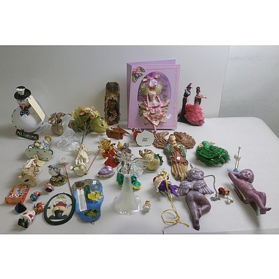 Assorted Ornaments and Trinkets