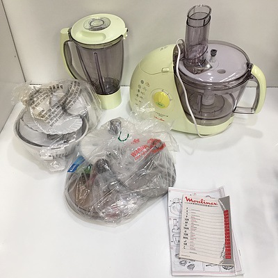French Moulinex Juicer With Attachments And Other Homewares - Lot Of 3