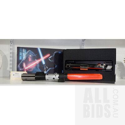 Lenovo Star Wars Jedi Challenge AR VR Set with Headset and Light Sabre in Original Box and One Different Light Sabre Toy