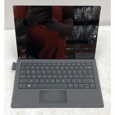 Microsoft Surface (1631) Pro 3 12-Inch 128GB Core i5 (4300U) 1.90GHz CPU 2-in-1 Detachable Laptop