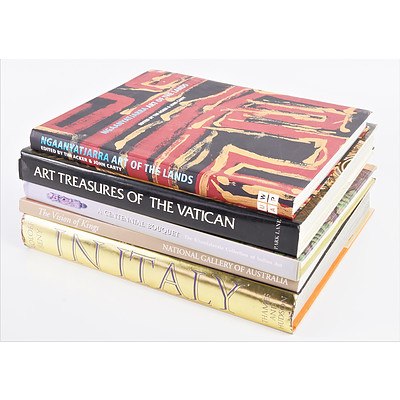 Quantity of Five Books Relating to Art Including Art treasures of the Vatican, Ngaanyatjarra Art of the Lands and More