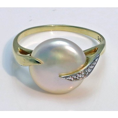 9ct Gold Pearl & Diamond Ring