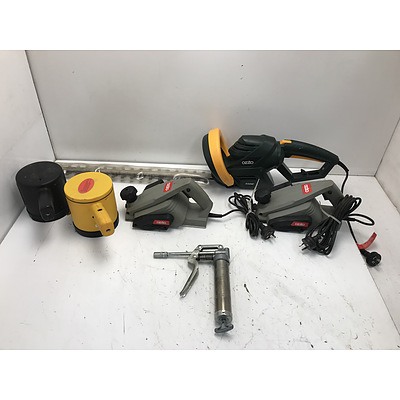 Two Ozito Planers, Two Spotlights and Grease Gun