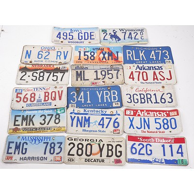 17 Vintage USA Number Plates - Various States and Styles
