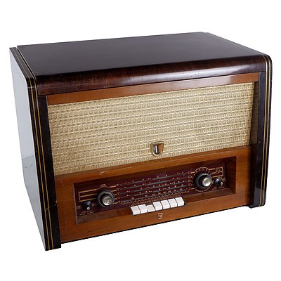 Vintage Philips Timber Case Mantle Radio