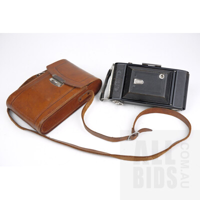 Vintage Zeiss Ikon German Nettar Folding Film Camera with Original Leather Case