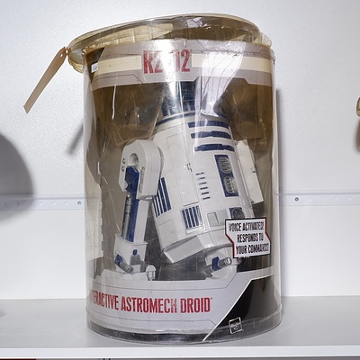 Star Wars R2D2 Interactive Astromech Droid Voice Activated  - 2007 Hasbro in Original Packaging