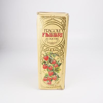 Fabri Giubileo Cup Strawberries in Liqueur - 670ml in Presentation Box