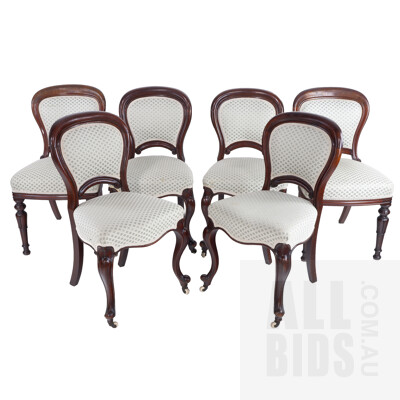 Eight Victorian Mahogany Fabric Upholstered Spoonback Dining Chairs, Circa 1880