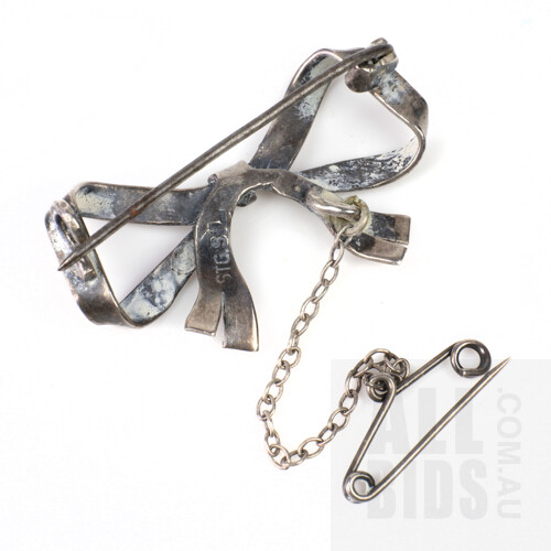 Sterling Silver Bow Brooch with Safety Chain