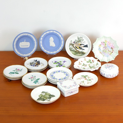 Collection English and Other Collector Dishes Including Wedgwood Jasperware, Portmeirion, Shelly, Kaiser and More