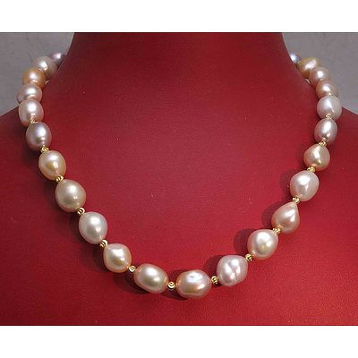 Necklace of large baroque Freshwater Cultured Pearls