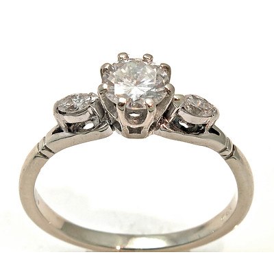 18ct White Gold Diamond Ring With 1/2 Carat Centre Round Brilliant-Cut - Calculated Weight