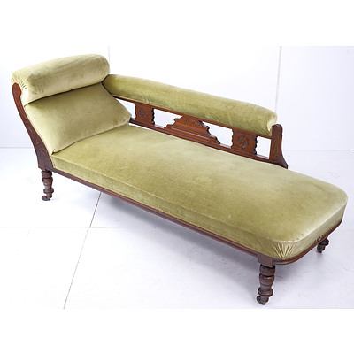 Edwardian Chaise in Green Fabric Upholstery