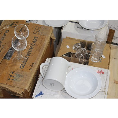 Selection of Commercial Crockery and Glassware