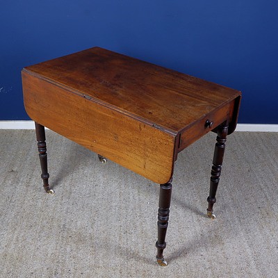 Victorian Mahogany Pembroke Table, Mid 19th Century