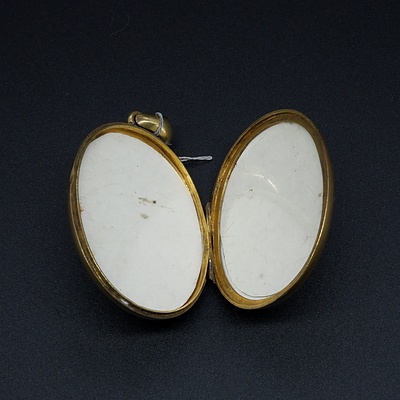 Victorian 15ct Yellow Gold Oval Locket, 9.5g